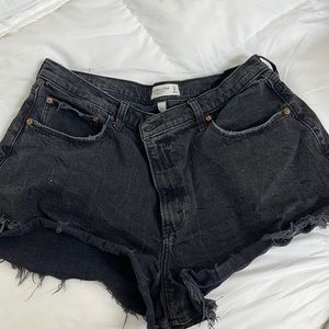 Abercrombie “The Cutoff Short High Rise”